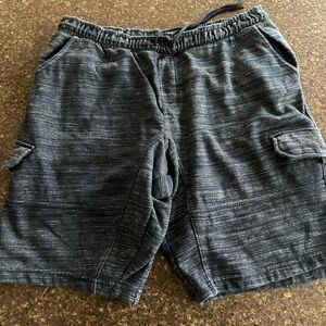 Soft cargo French Terry shorts in excellent condition size xxl